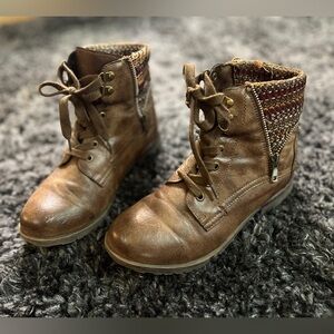 Boho boots